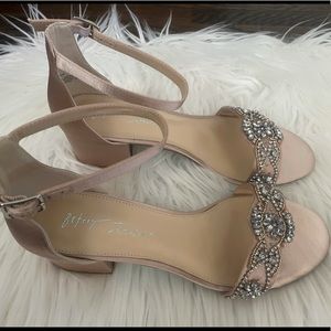 Betsey Johnson “Mel” Block Heel, Jeweled Dress shoe, Champagne Color, 8.5